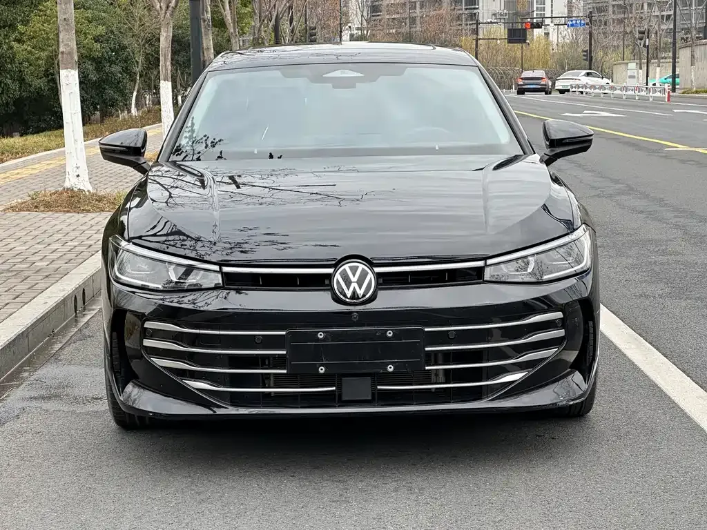 Volkswagen Passat 2024 из CN, фото 7