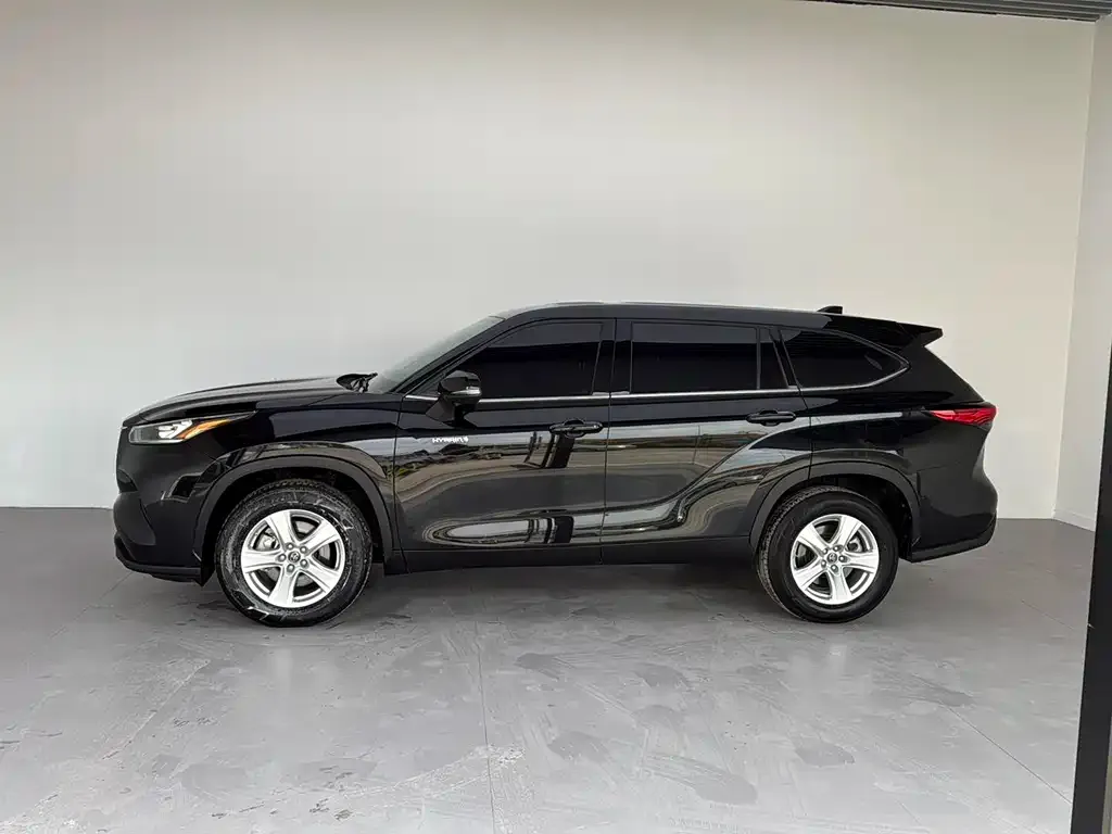 Toyota Highlander 2023 из CN, фото 6
