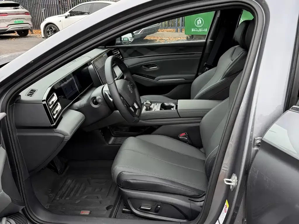 BYD Qin L 2025 из CN, фото 8