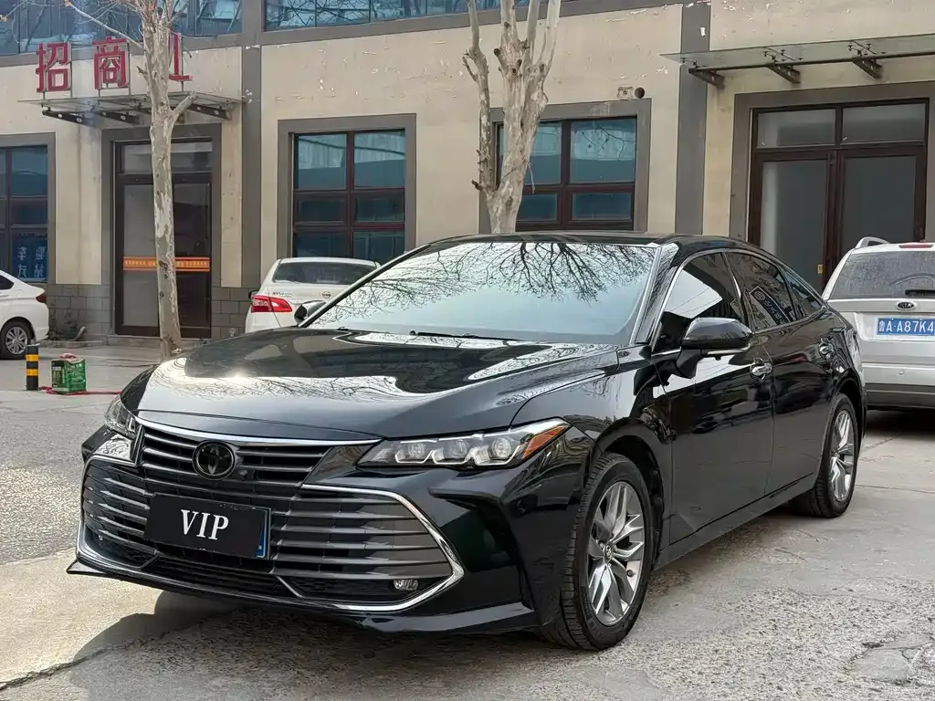Toyota Avalon 2021 из CN, фото 1