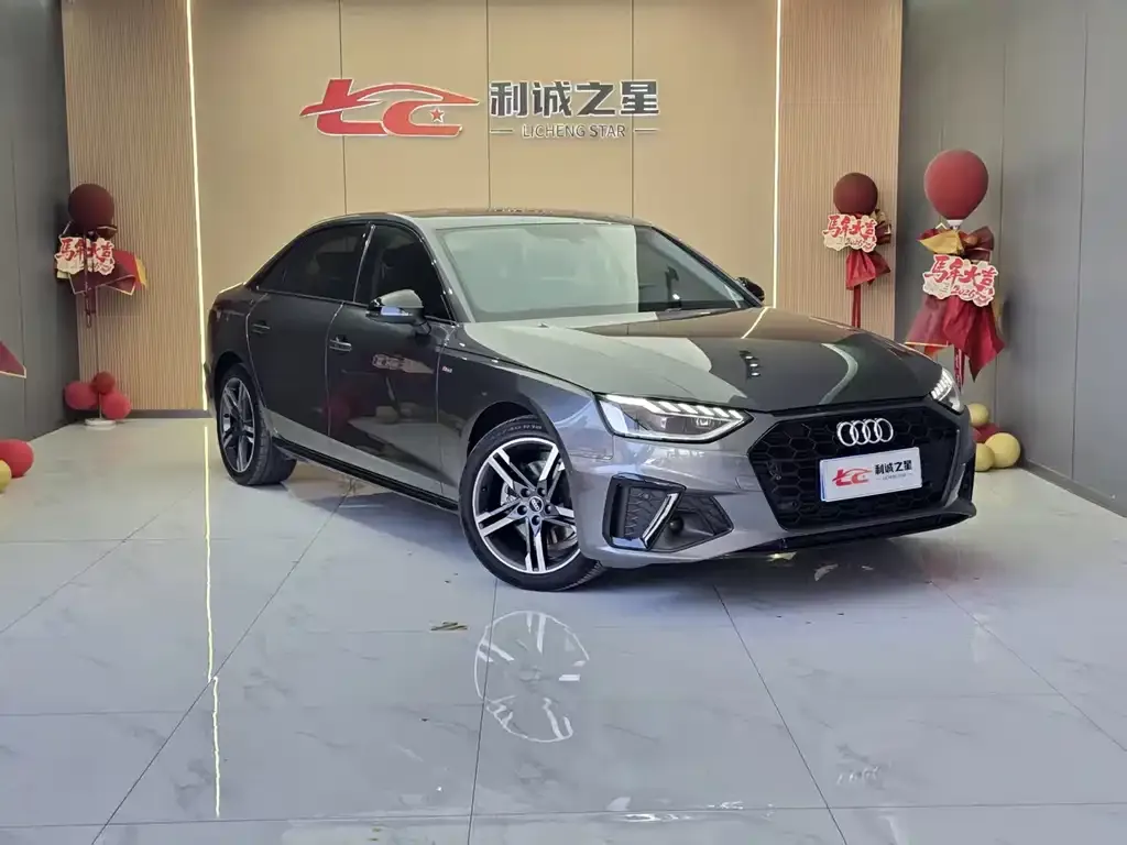Audi A4L 2022 из CN, фото 4