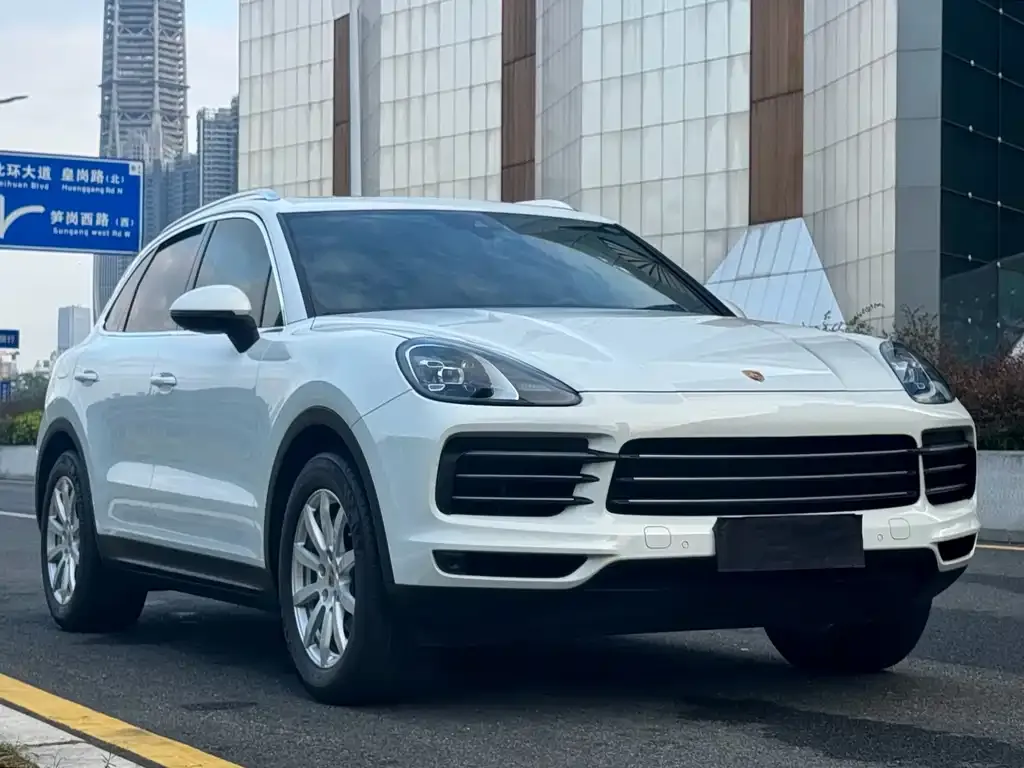 Porsche Cayenne — фото 3