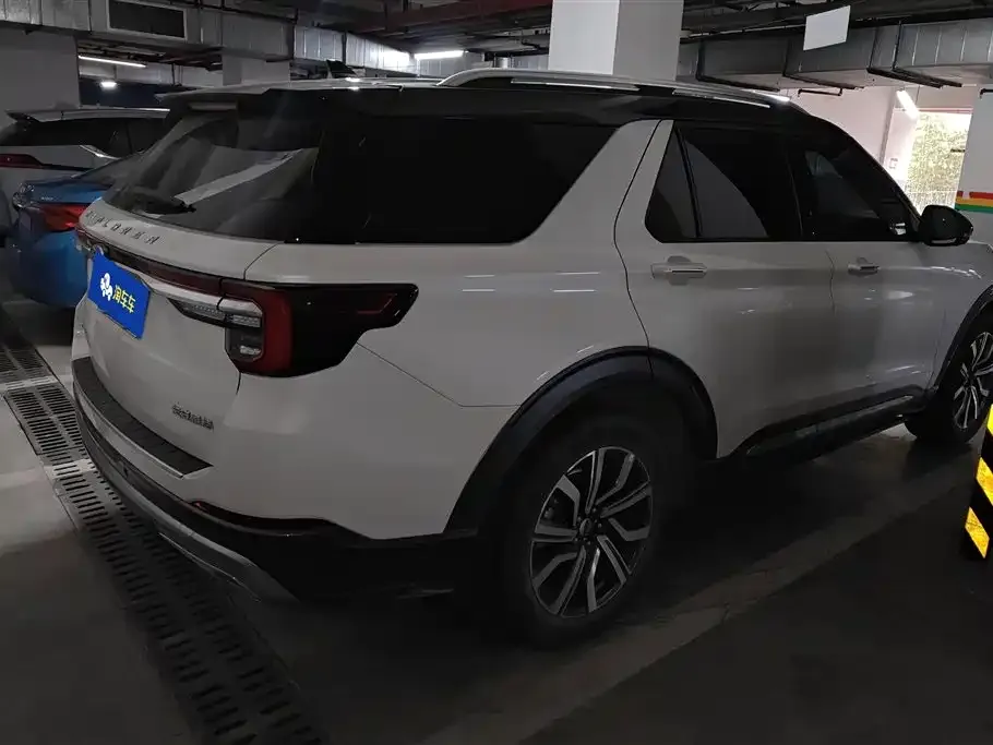 Ford Explorer 2023 из CN, фото 5