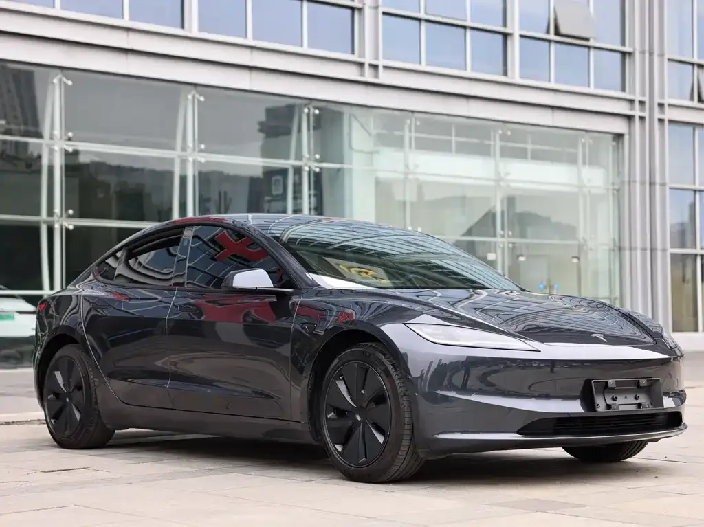 Tesla Model 3 2024 из CN, фото 4