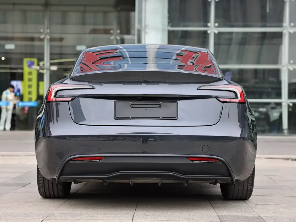 Tesla Model 3 2024 из CN, фото 9