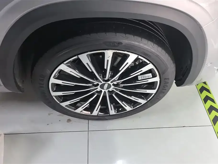 Geely Xingyue L 2024 из CN, фото 8