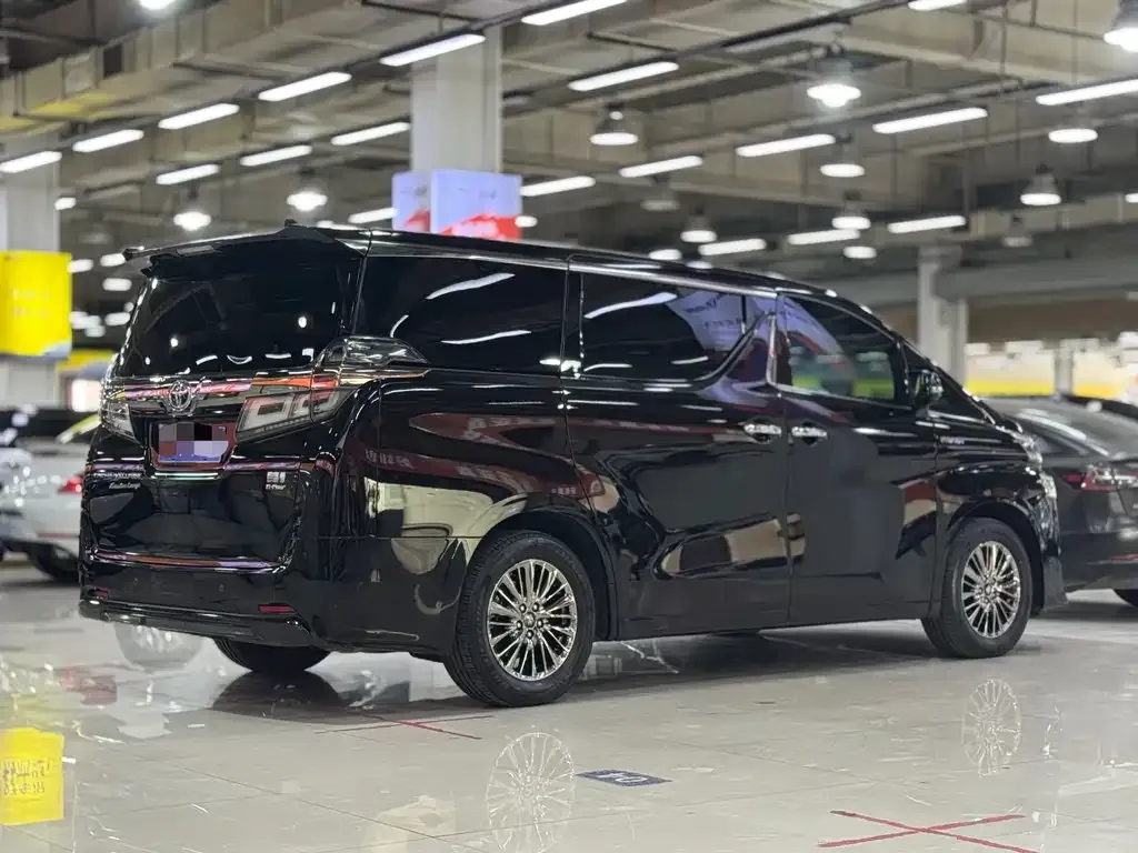 Toyota Vellfire 2022 из CN, фото 6