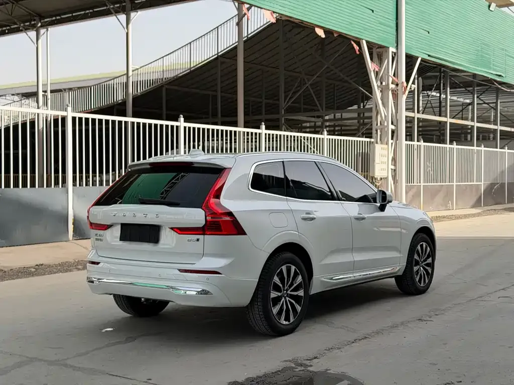 Volvo XC60 2022 из CN, фото 5