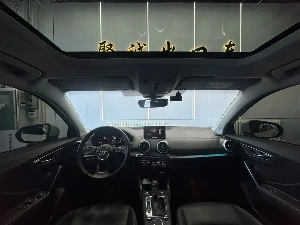 Audi Q2L 2021 из CN, фото 2