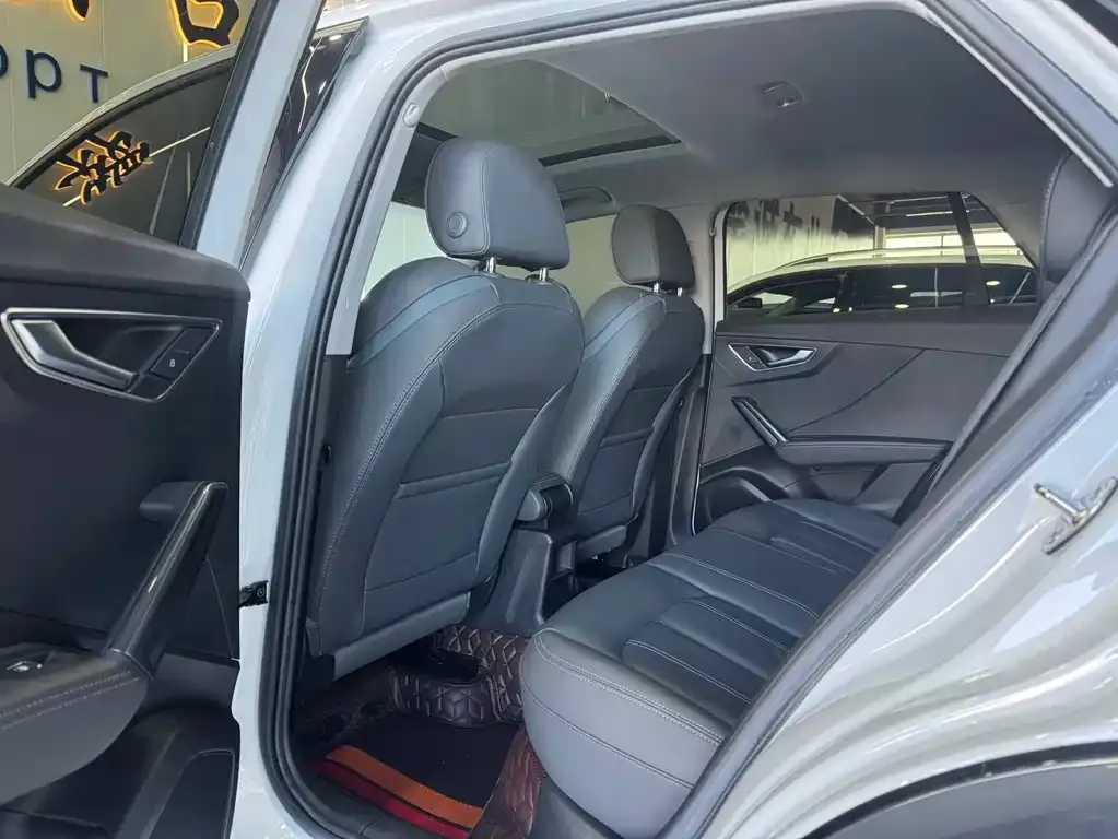 Audi Q2L 2021 из CN, фото 3