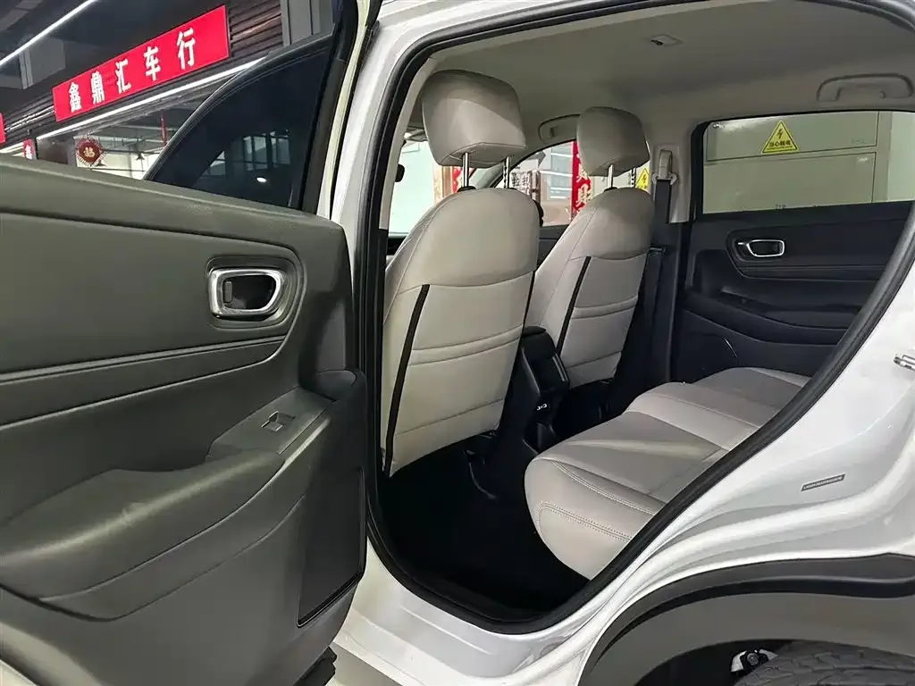 Honda Vezel 2023 из CN, фото 9