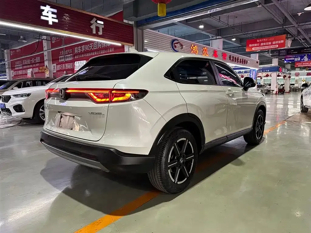 Honda Vezel 2023 из CN, фото 6