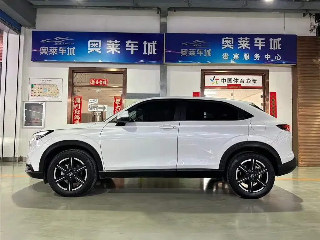 Honda Vezel 2023 из CN, фото 3
