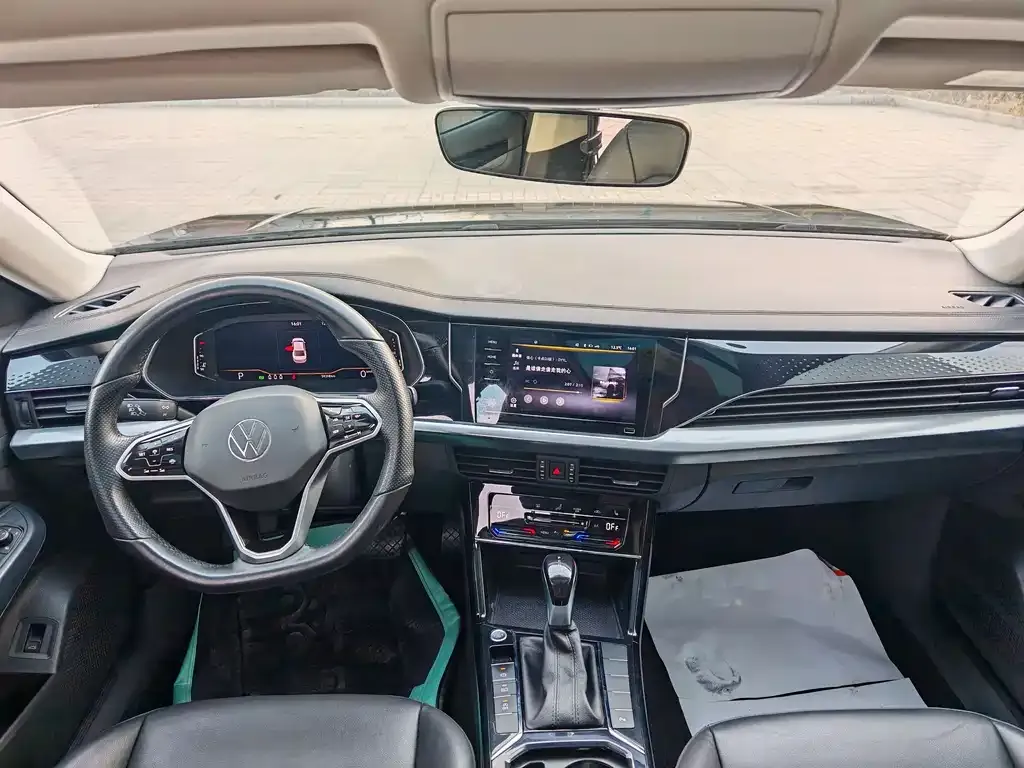 Volkswagen Passat 2022 из CN, фото 2