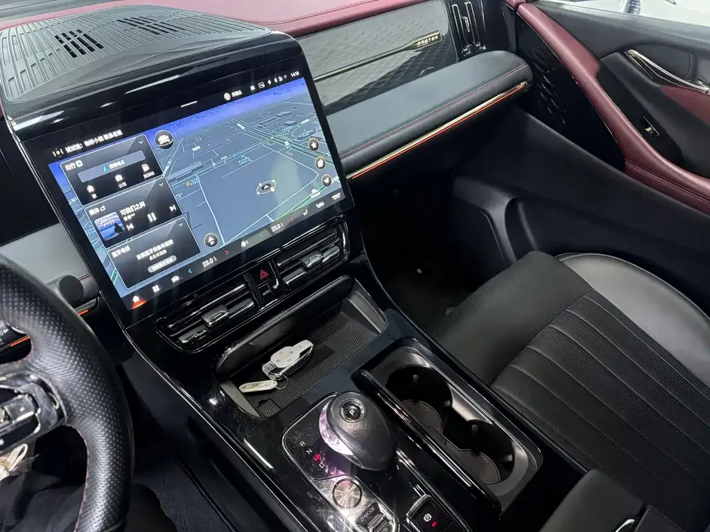 GAC Motor Trumpchi M8 — фото 8