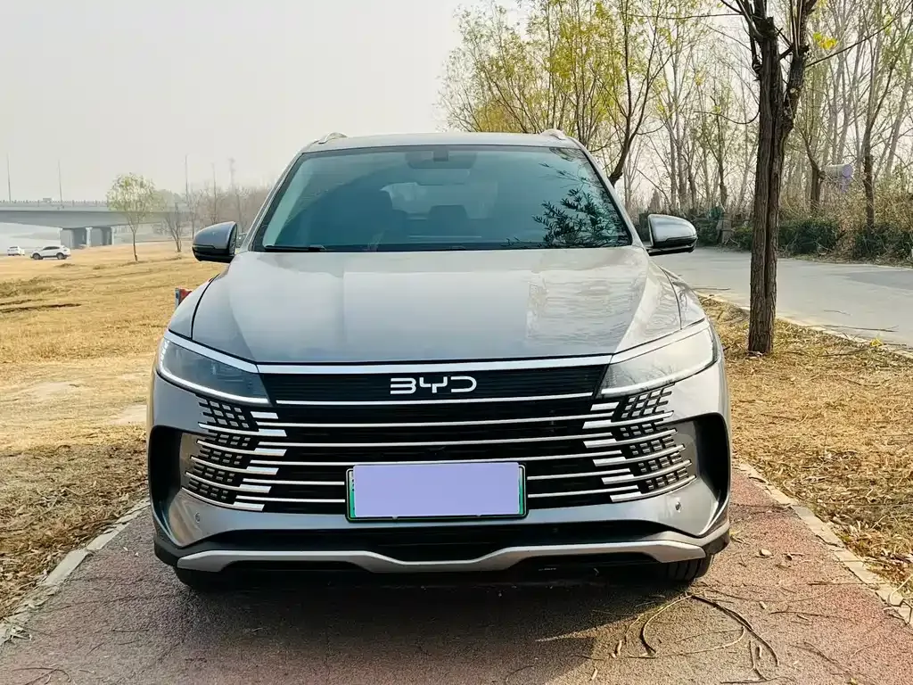 BYD Seal 05 DM-i — фото 8