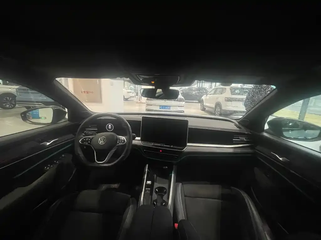 Volkswagen Passat — фото 2
