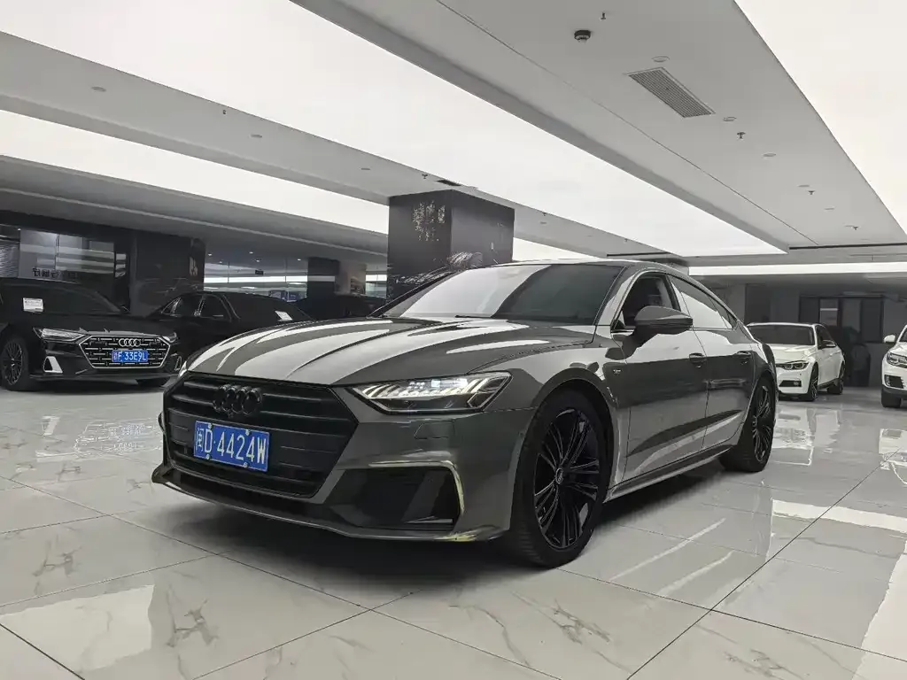 Audi A7 2022 из CN, фото 1