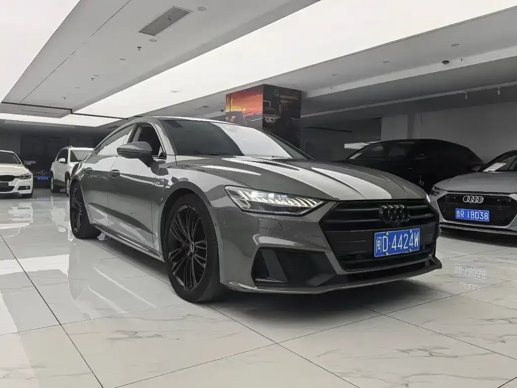 Audi A7 2022 из CN, фото 3