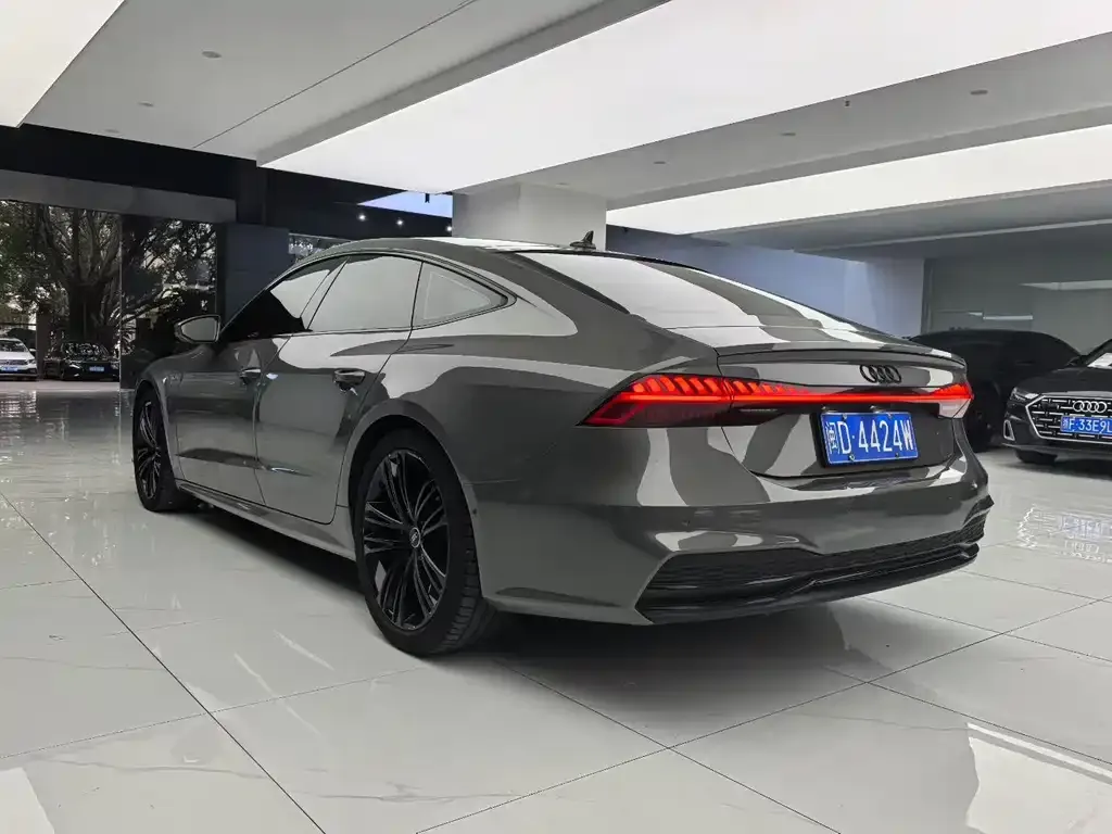 Audi A7 2022 из CN, фото 8