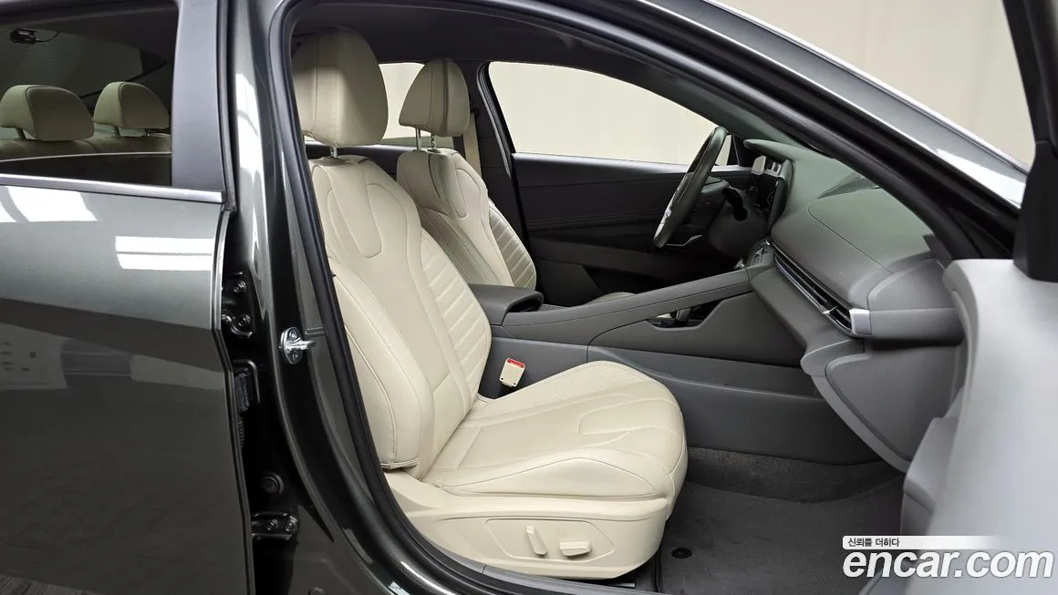Hyundai AVANTE 2023 из KR, фото 9