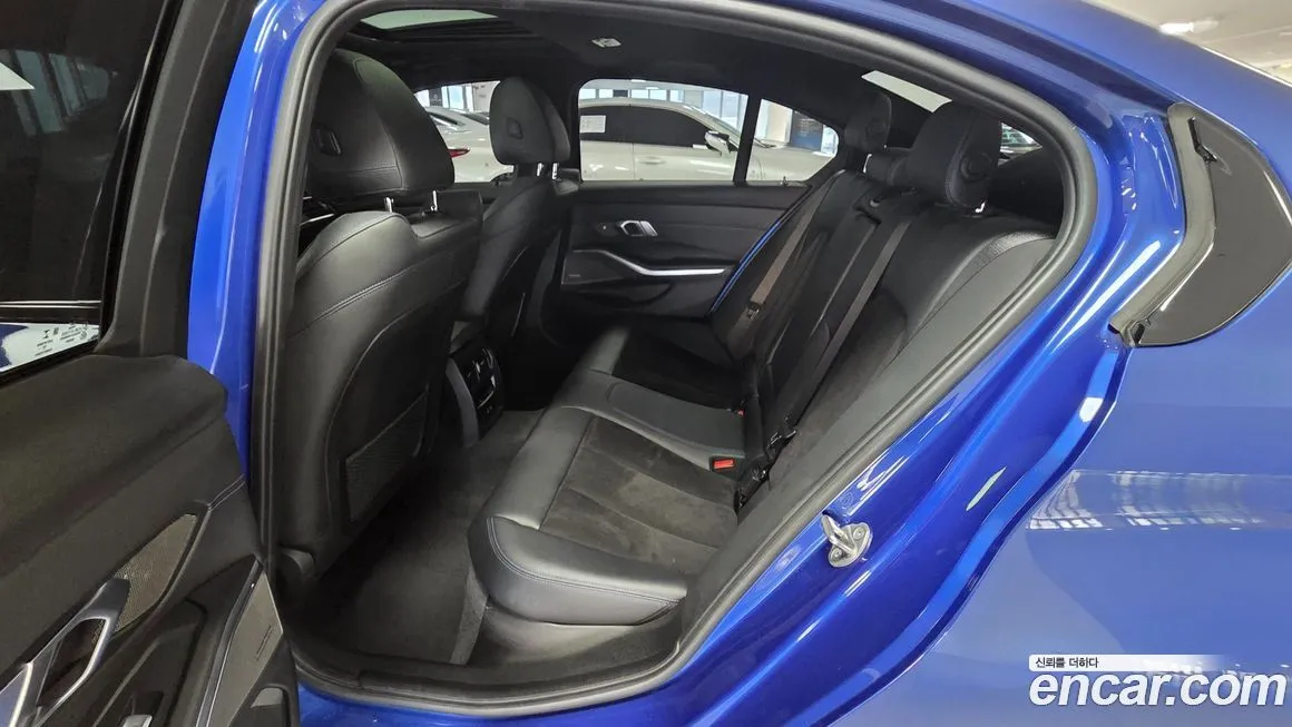 BMW 3-Series 2021 из KR, фото 10