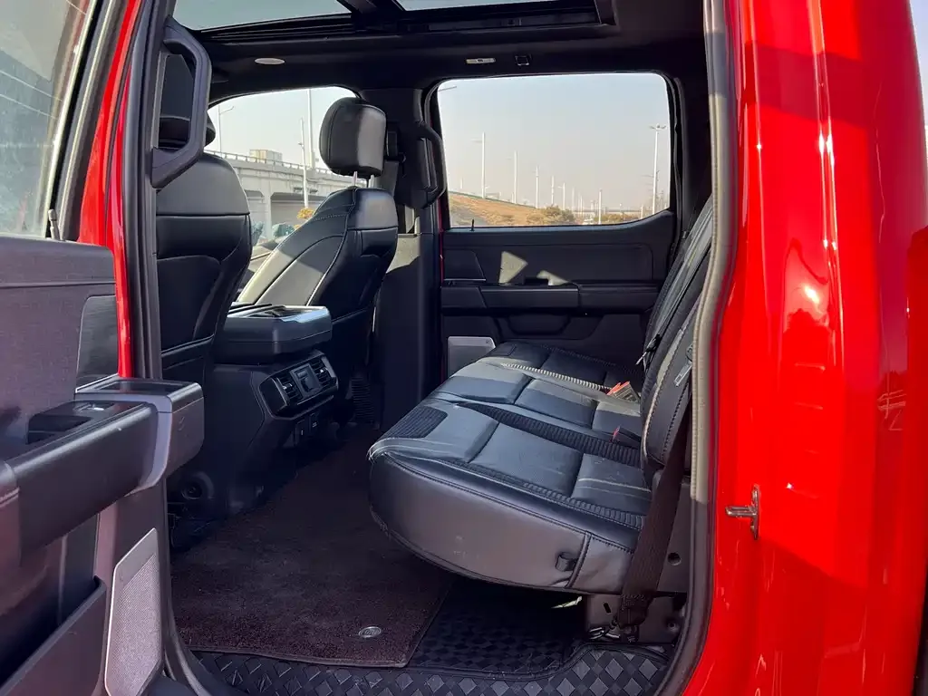 Ford F-150 Raptor 2024 из CN, фото 5