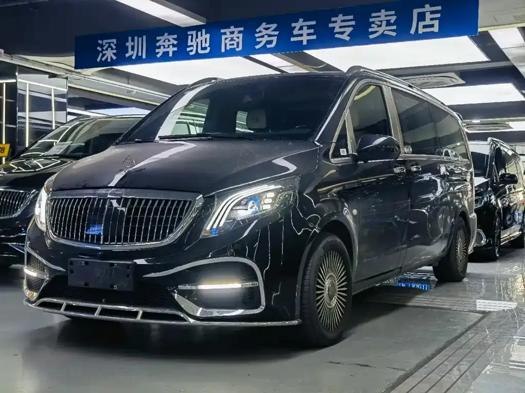 Mercedes-Benz Vito — фото 1