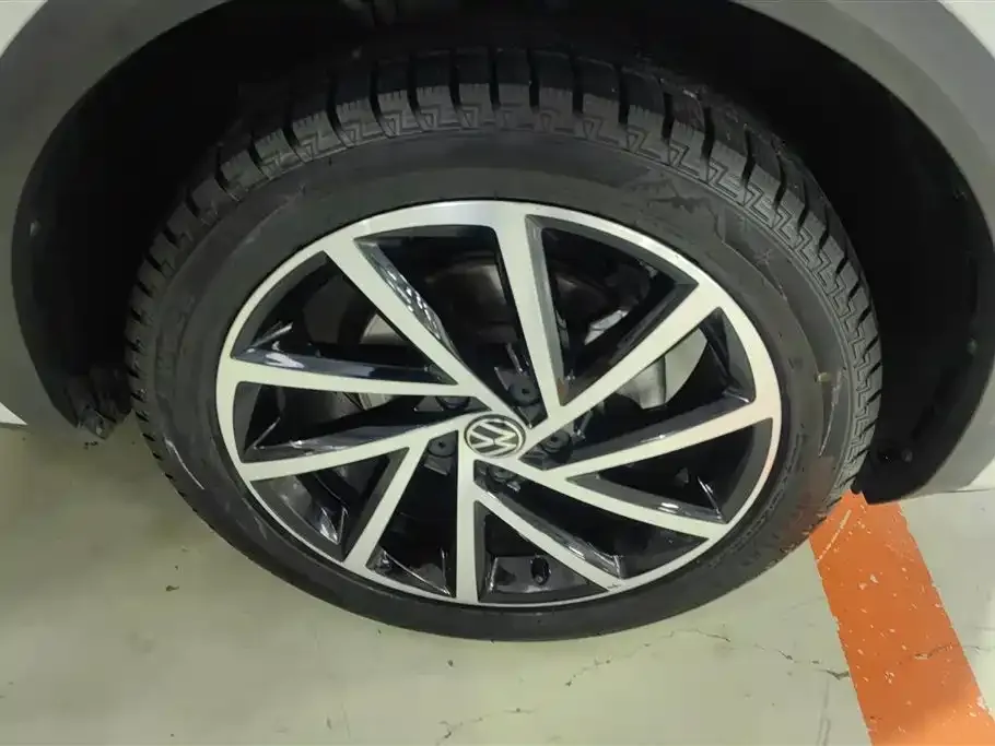 Volkswagen T-Roc 2023 из CN, фото 6