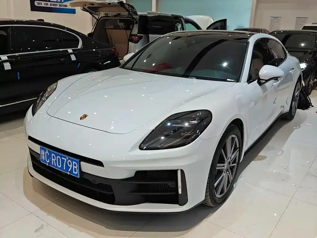 Porsche Panamera 2025 из CN, фото 1