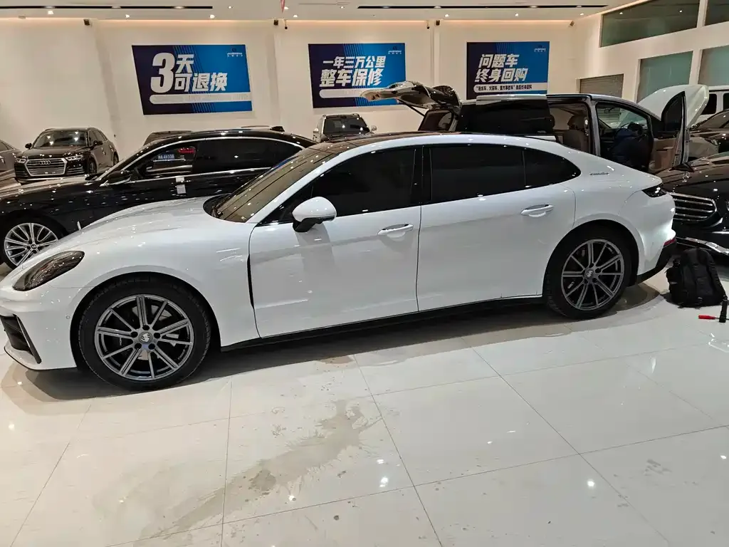 Porsche Panamera 2025 из CN, фото 6