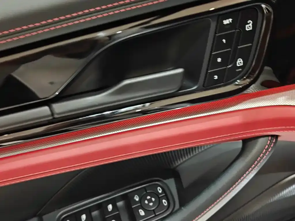 Porsche Panamera 2025 из CN, фото 7