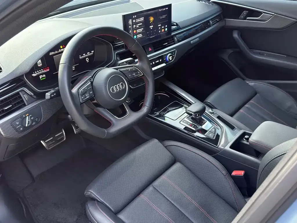 Audi A4L 2022 из CN, фото 5