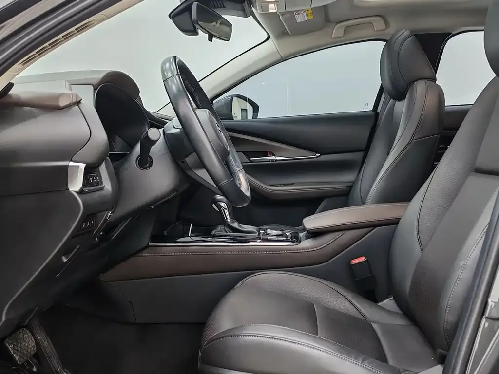 Mazda CX-30 2022 из CN, фото 6
