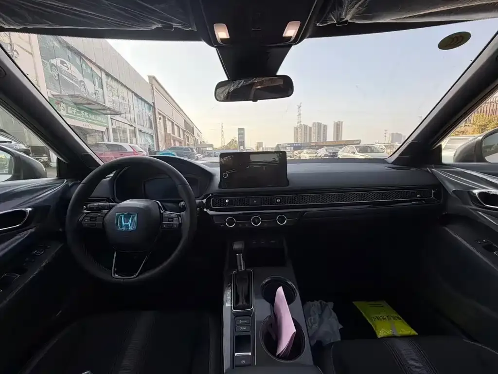 Honda Civic 2025 из CN, фото 4