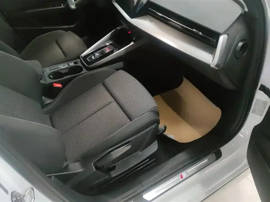 Audi A3 2022 из CN, фото 9