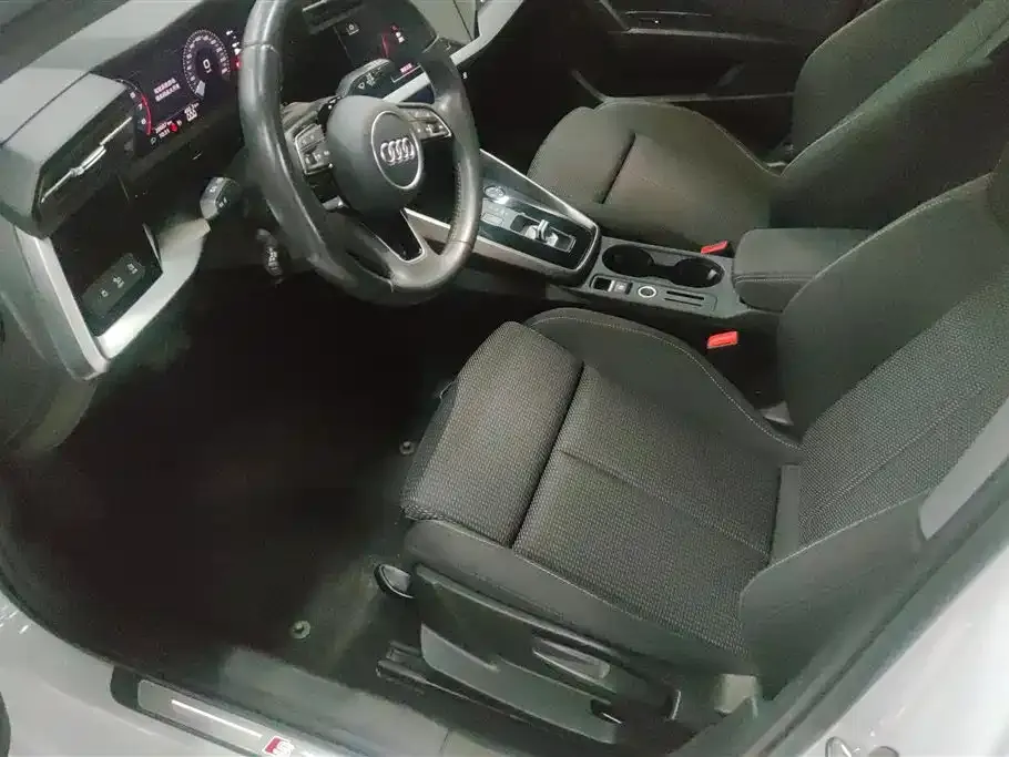 Audi A3 2022 из CN, фото 10