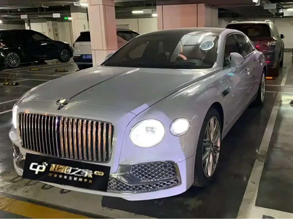 Bentley Flying Spur 2021 из CN, фото 1