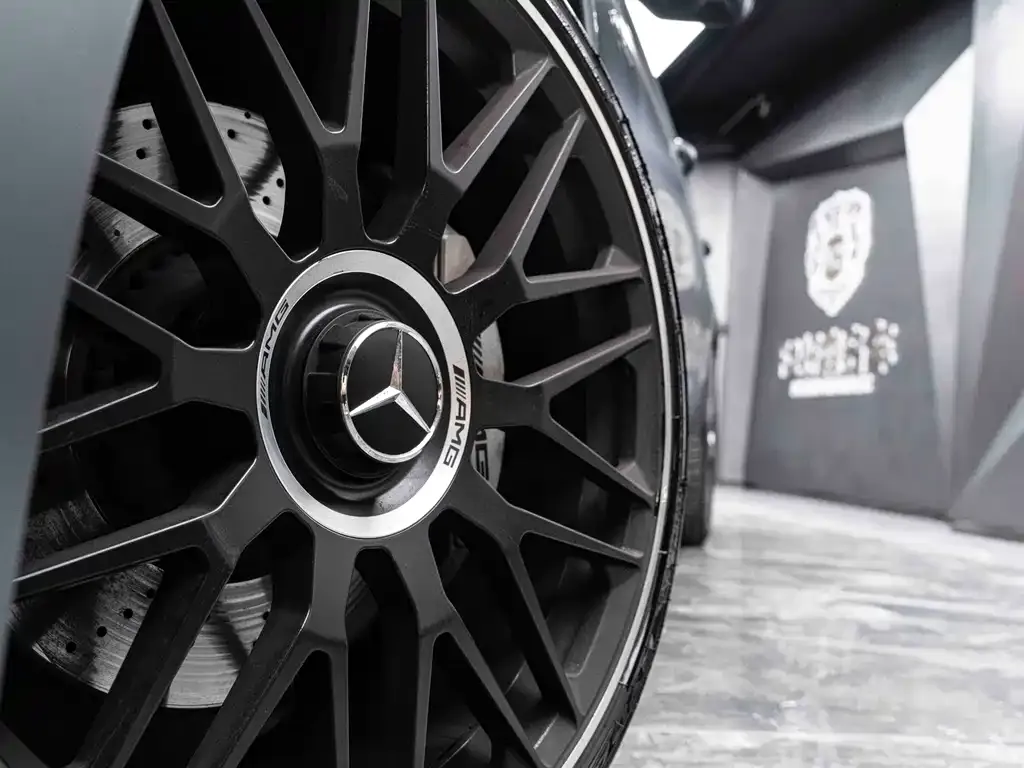 Mercedes-Benz E-Class AMG — фото 8