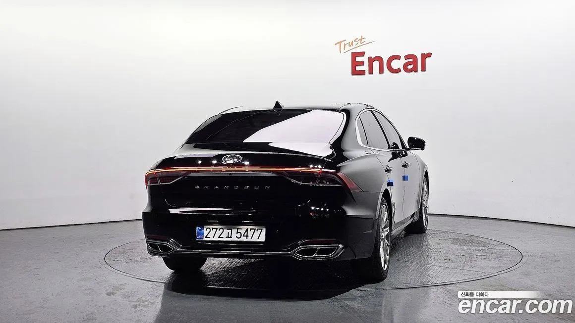 Hyundai Grandeur 2023 из KR, фото 2
