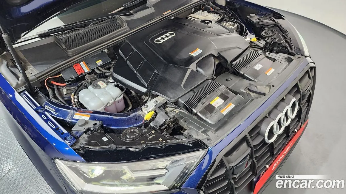 Audi Q7 2022 из KR, фото 9
