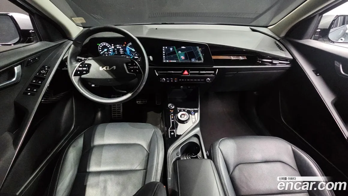 Kia Niro — фото 10