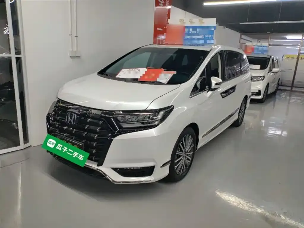 Honda Elysion 2023 из CN, фото 1