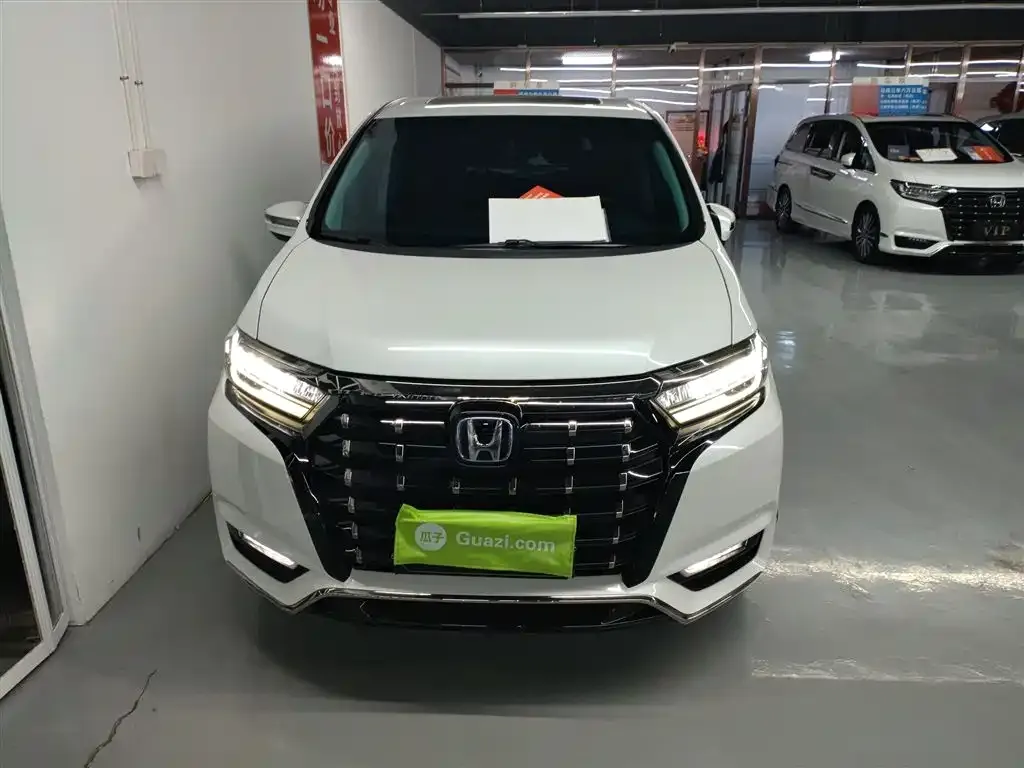 Honda Elysion 2023 из CN, фото 4