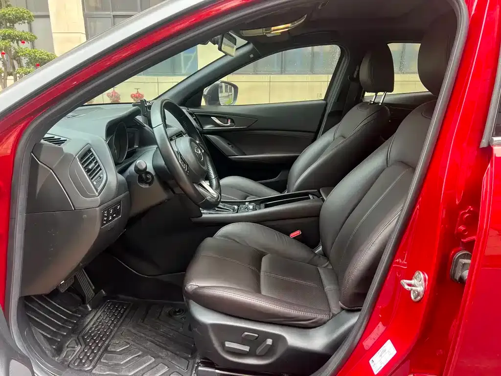 Mazda CX-4 2021 из CN, фото 4
