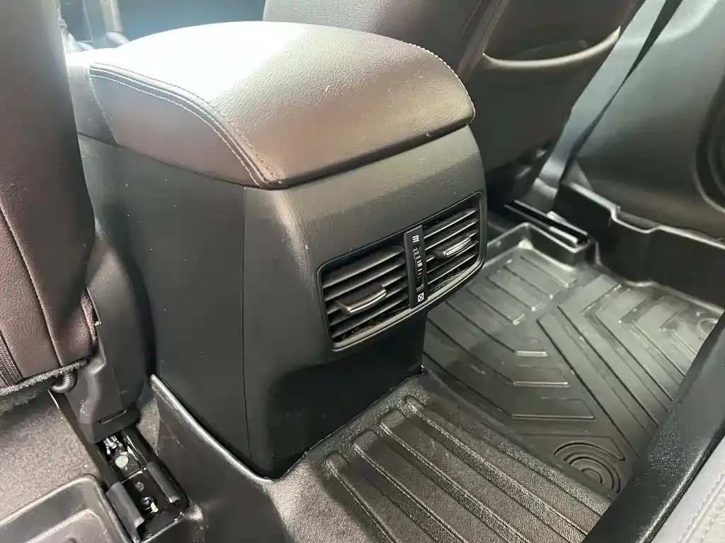 Mazda CX-4 2021 из CN, фото 7