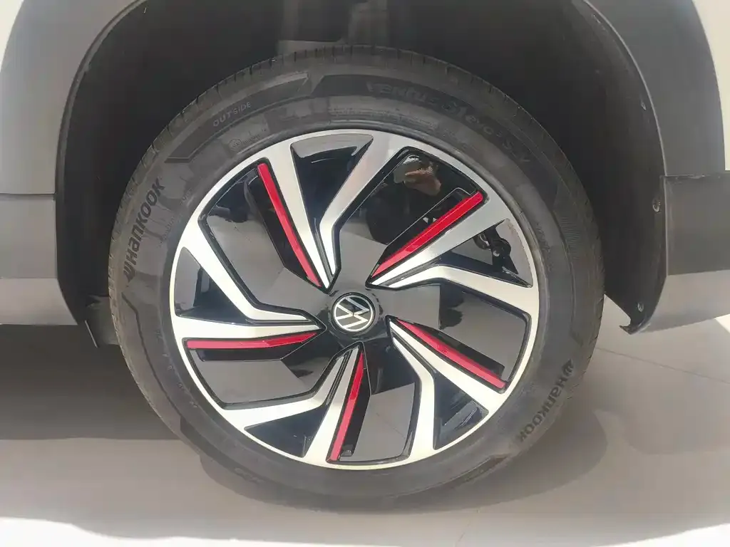 Volkswagen Tharu 2024 из CN, фото 3