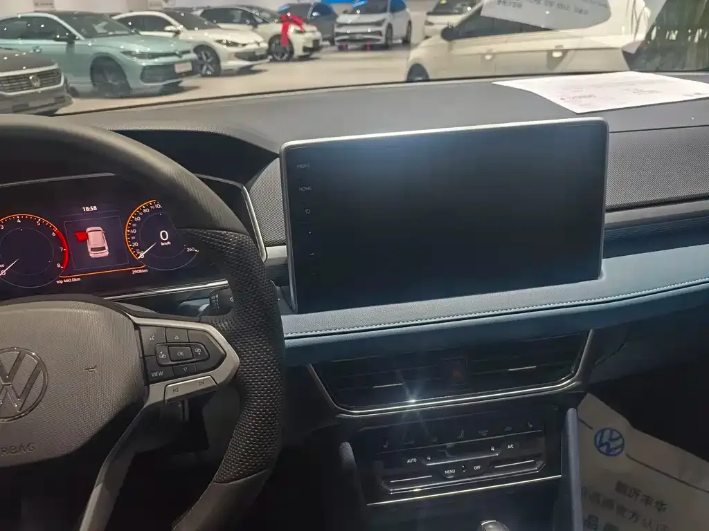 Volkswagen Tharu 2024 из CN, фото 10