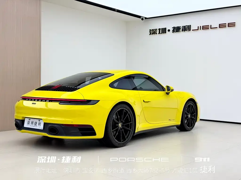 Porsche 911 2023 из CN, фото 8