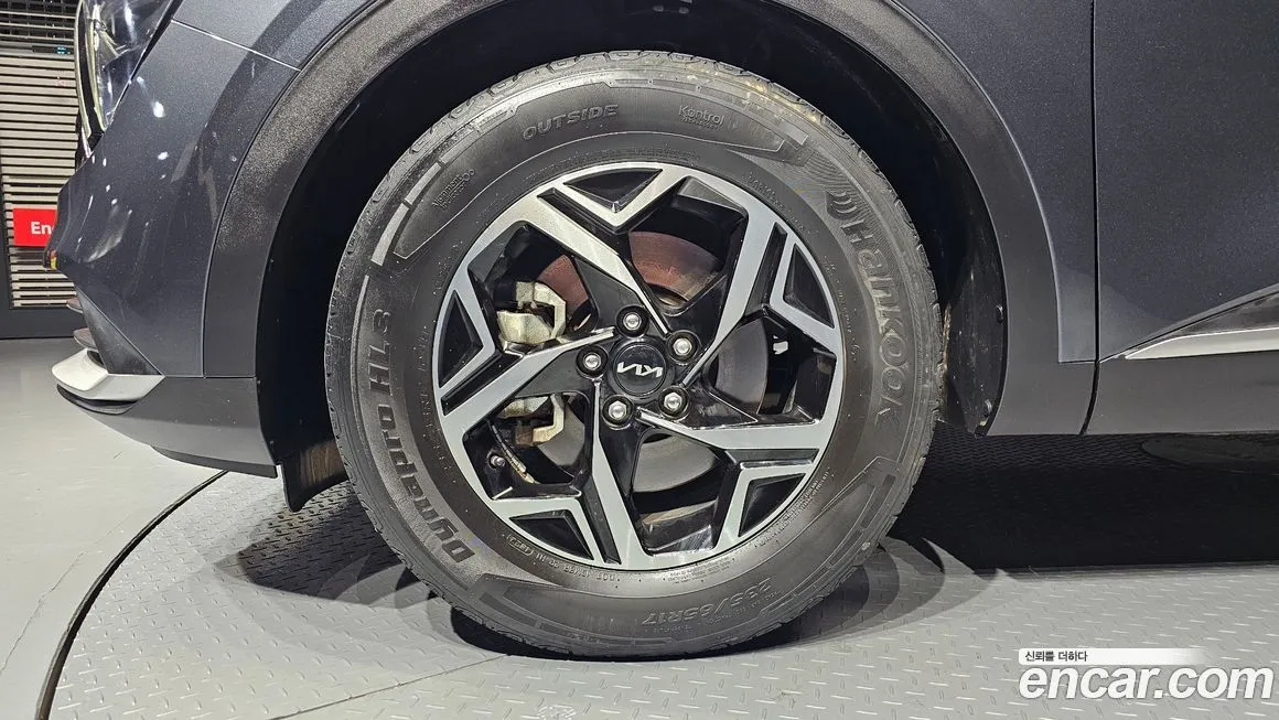 Kia Sportage — фото 10